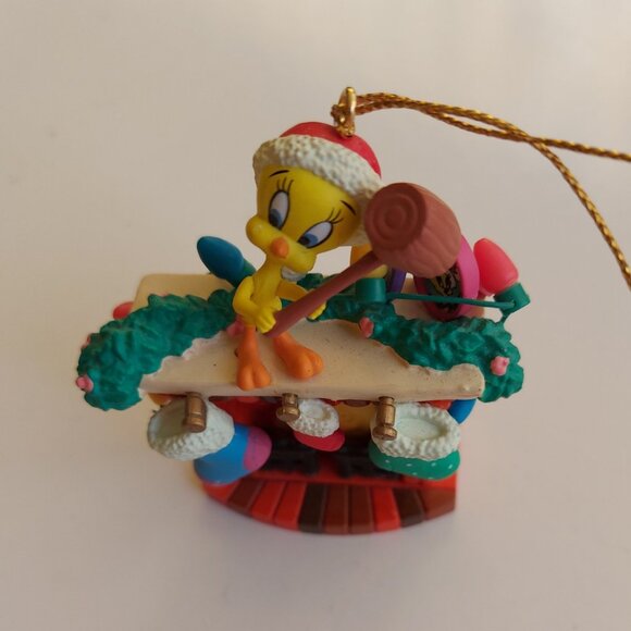 Tweety Bird Christmas Tree Ornament - Picture 3 of 5
